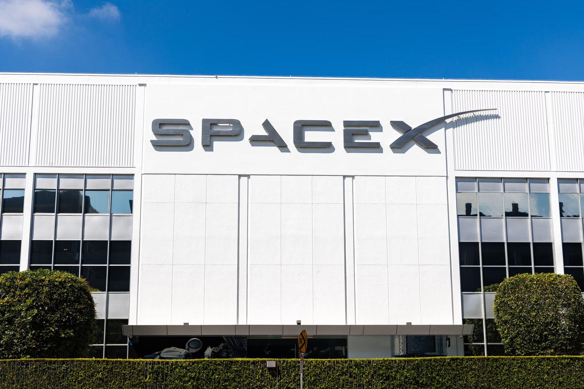 spacex moving to texas